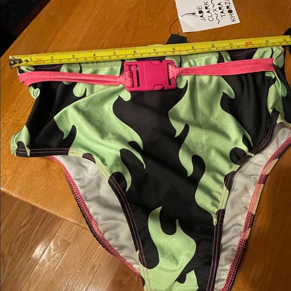 JADE CLARK X TARA KHOZA
New with tags - Picture 4 of 10